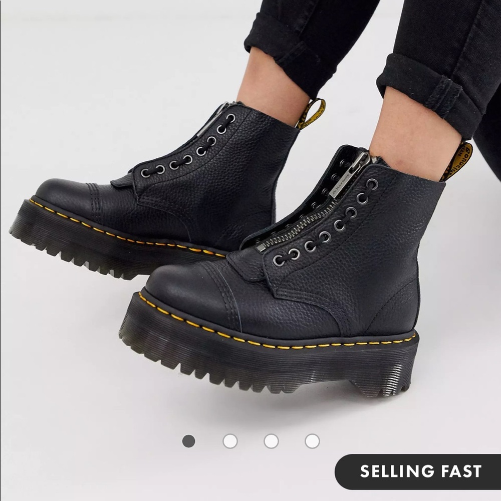 Dr Martens Sinclair flatform zip leather boots in tumbled black